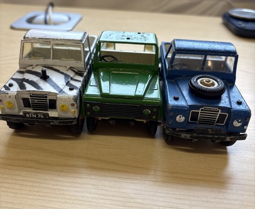 Britains 1975 land rover - land,
