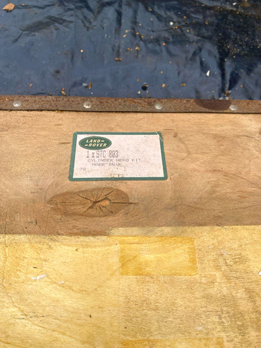 Land rover genuine parts - land,