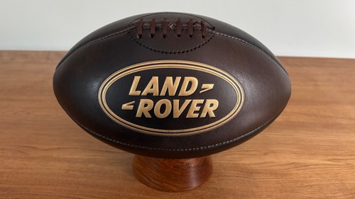 Land rover vintage rugby - rover",