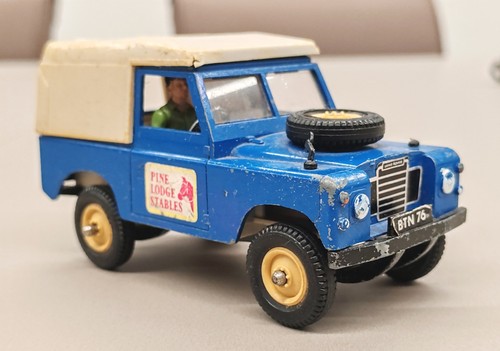 Vintage 1975 britains - 1/32,
