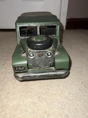 Vintage metal land rover - metal,