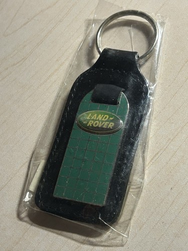 Vintage land rover keyring - vintage,