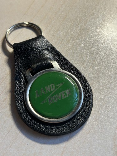 Vintage land rover keyring - land,
