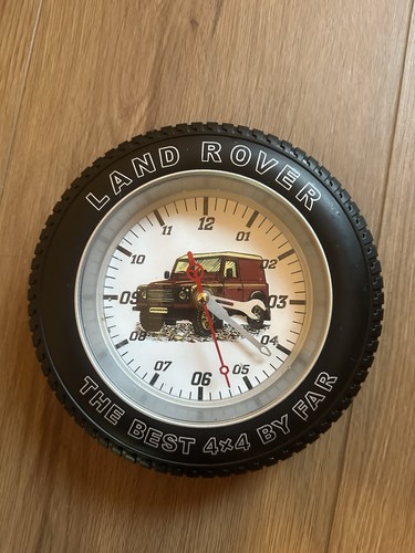 Vintage land rover - land,